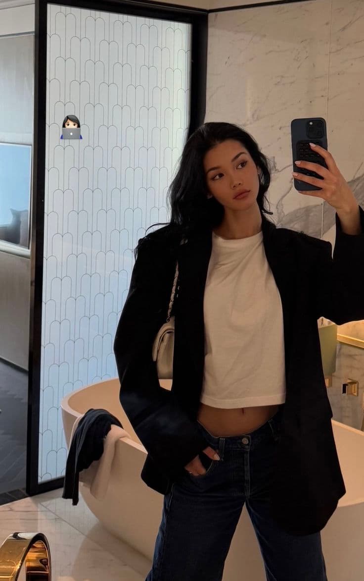 Distressed knit sweater [cream]