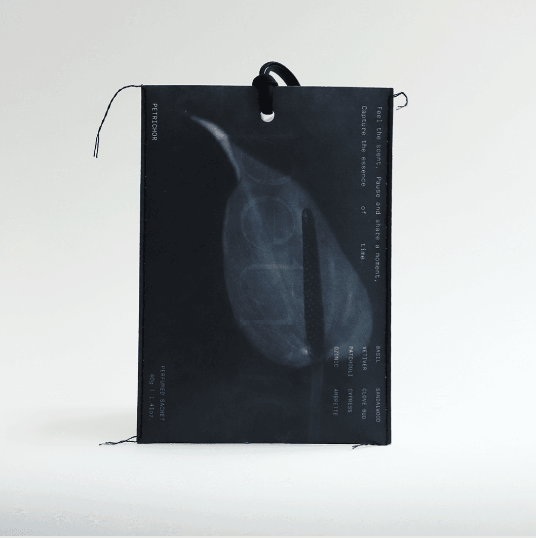 Perfumed Sachet β Earthen Breath of Solitude