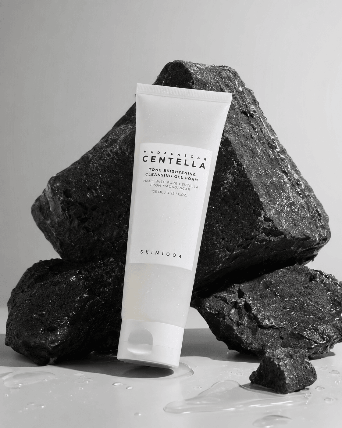 SKIN1004 Madagascar Centella Tone Brightening Cleansing Gel Foam
