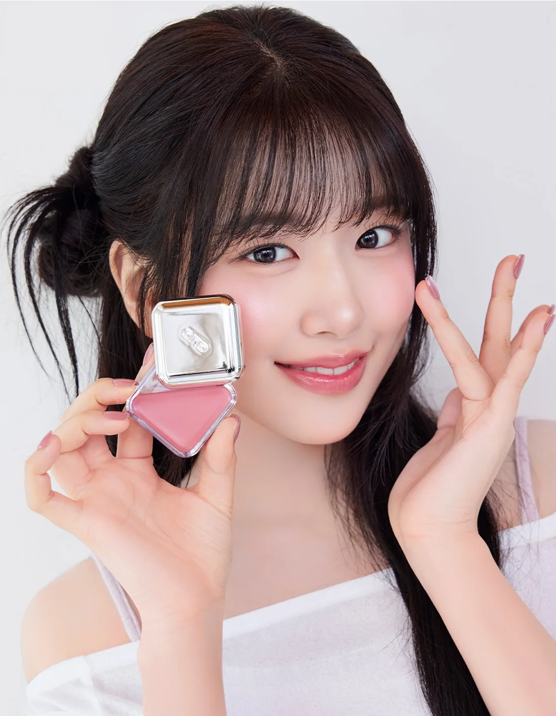 Essential Lipcheek Tap