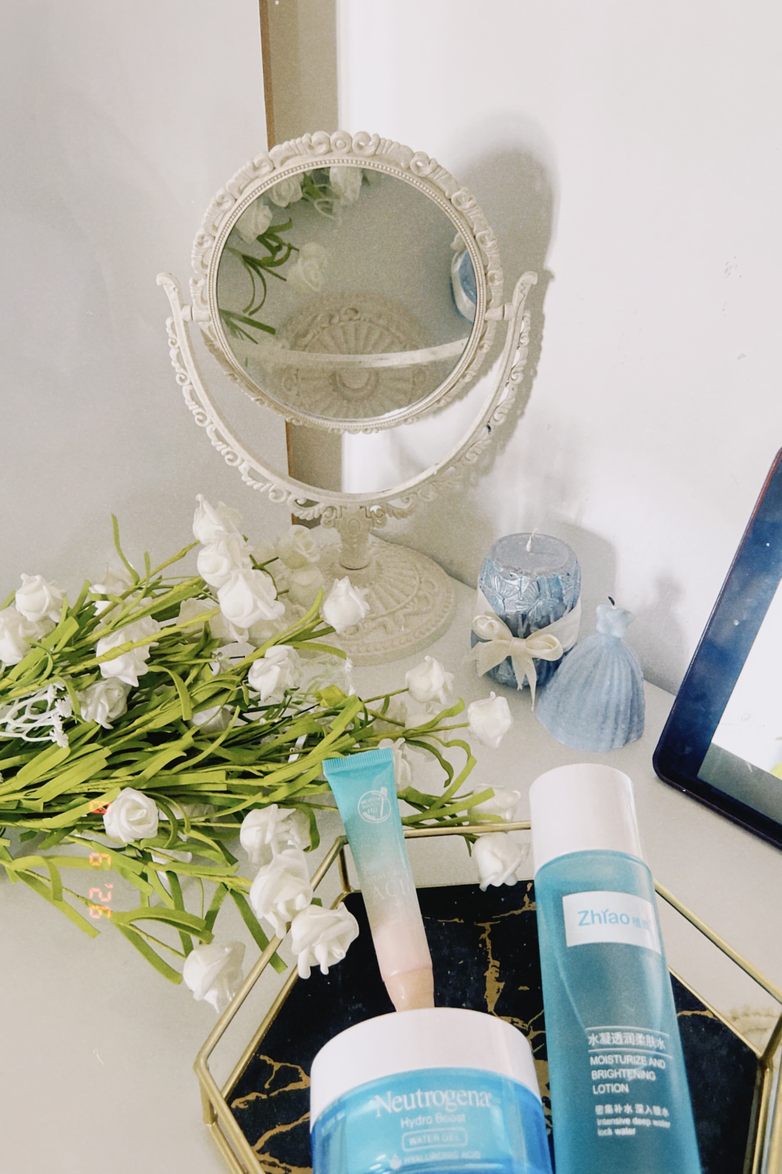 My favorite kind of me-time. Skincare routine moments are…